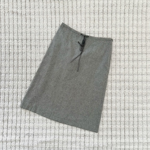 Banana Republic Dresses & Skirts - Vintage Banana Republic Elegant Gray Women's Skirt